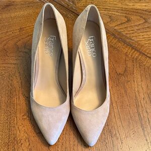 Franco Sarto Sz.7.5 Women's Suede Beige Heels